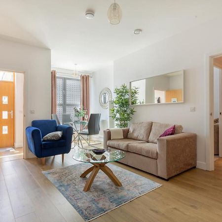 1 Bed Apartment - Redhill Central, Surrey, Gatwick #3 Luaran gambar