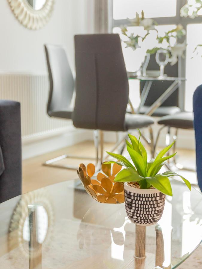 1 Bed Apartment - Redhill Central, Surrey, Gatwick #3 Luaran gambar