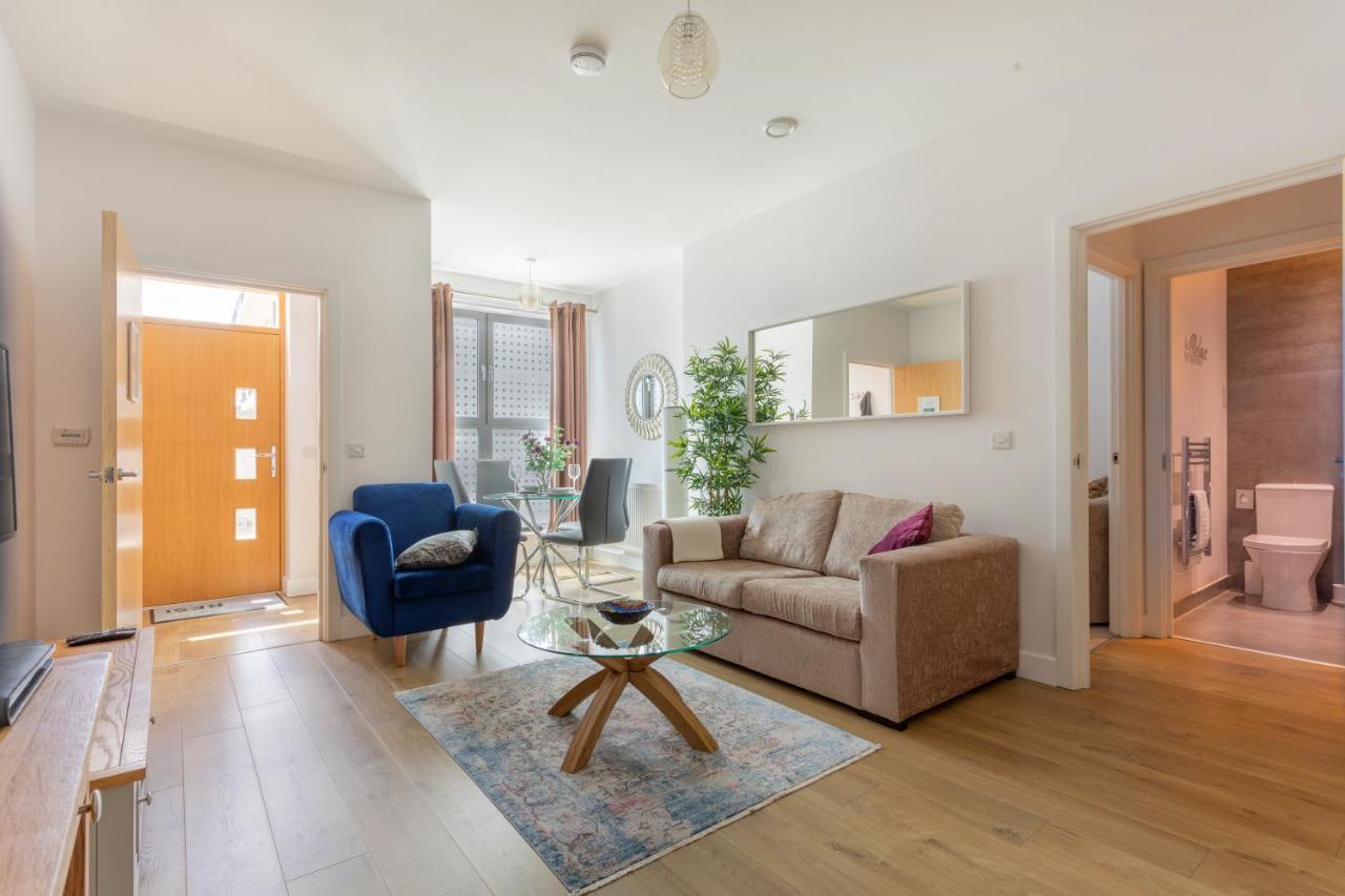 1 Bed Apartment - Redhill Central, Surrey, Gatwick #3 Luaran gambar